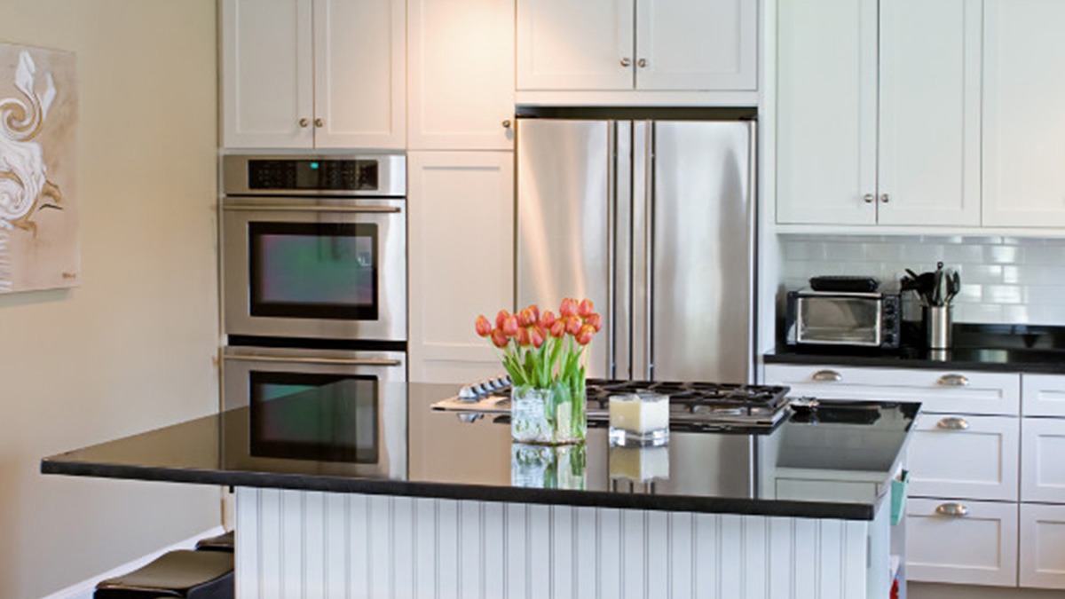 Some Known Questions About How To Remove Varnish From Kitchen Cabinets.