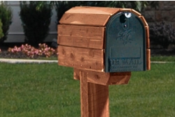 Wooden Mailbox spray paint project