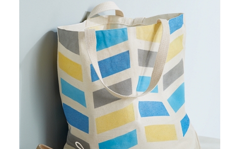Tote-ally Trendy Tote