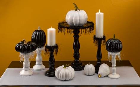 Elegant Halloween Tablescape