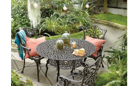 Garden Table & Chairs